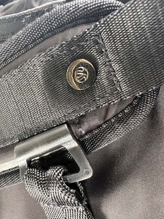 Lululemon Wanderlust Rucksack Black VERY RARE main image 12